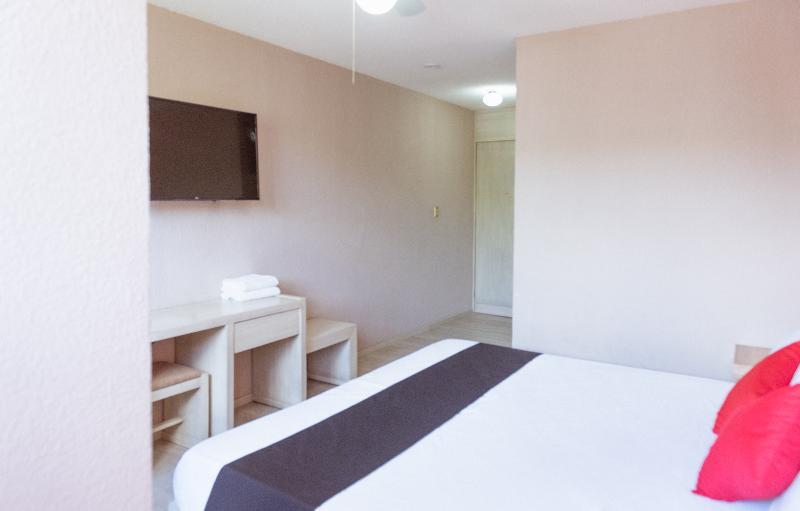 Oyo Hotel Italia Aguascalientes Buitenkant foto